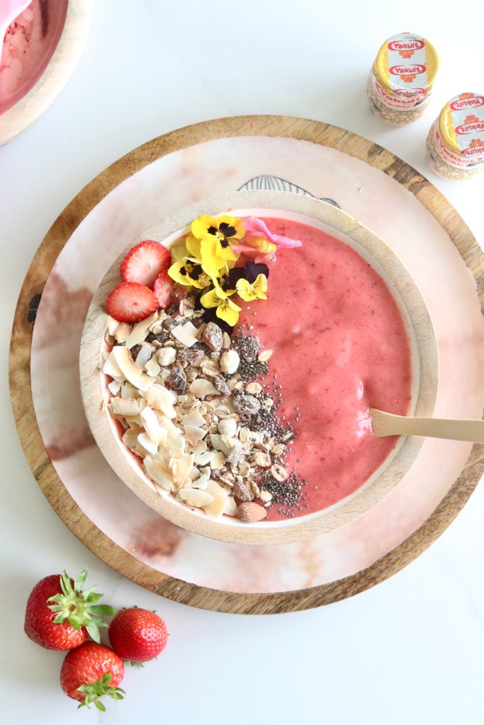 Pink Smoothie Bowl